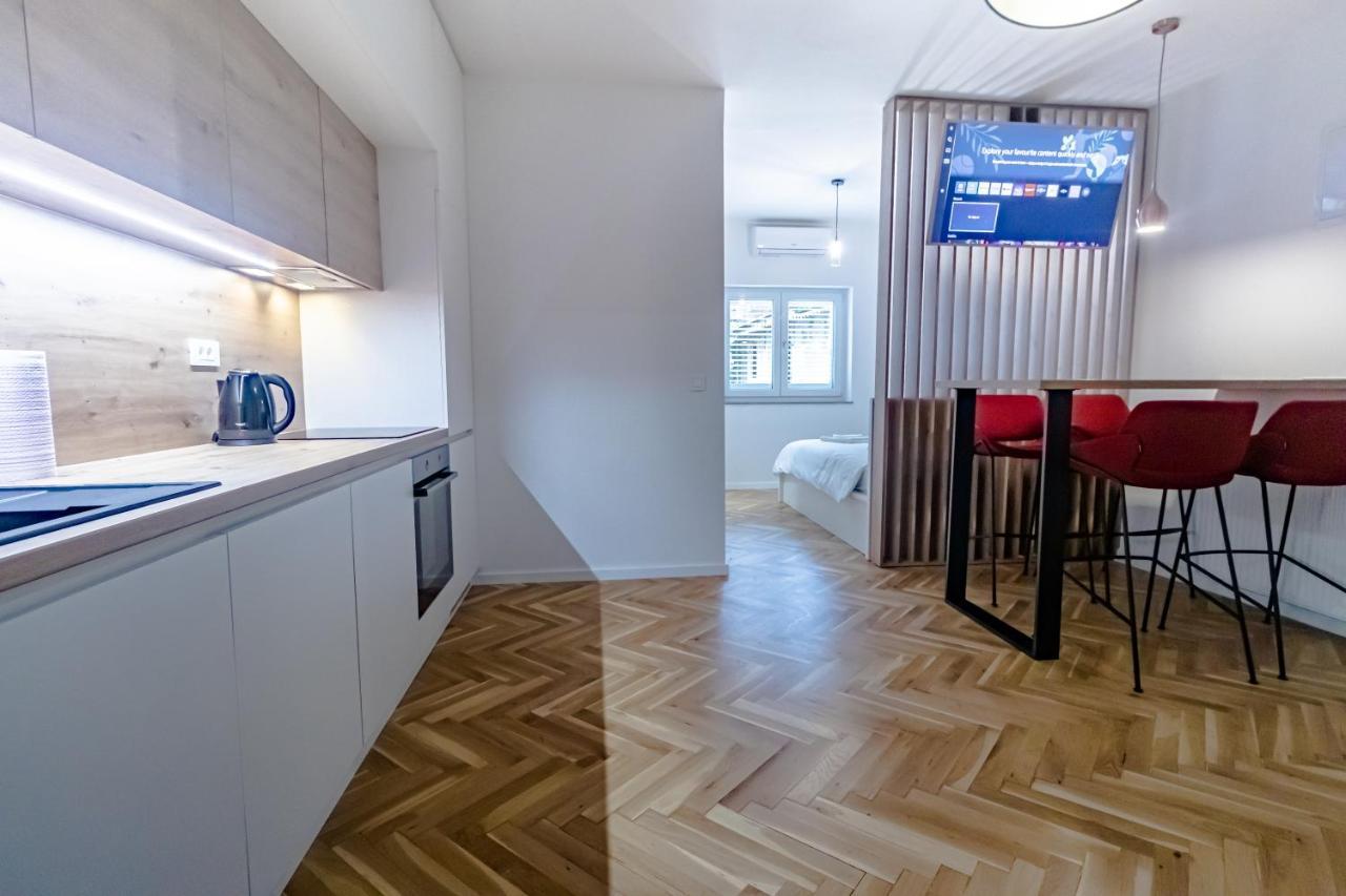 Tkalcha Studio Deluxe Apartment Zagreb Exterior photo